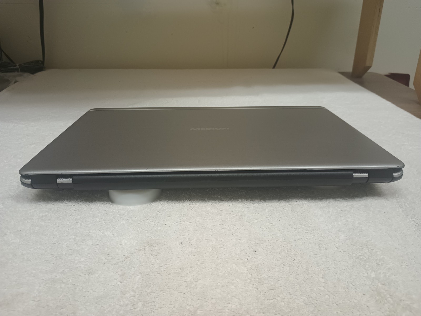 Medion Akoya E6422 i5-6200 CPU 2,30GHz 8GB 128GB HDD 1TB Windows 10 15.6″ Laptop