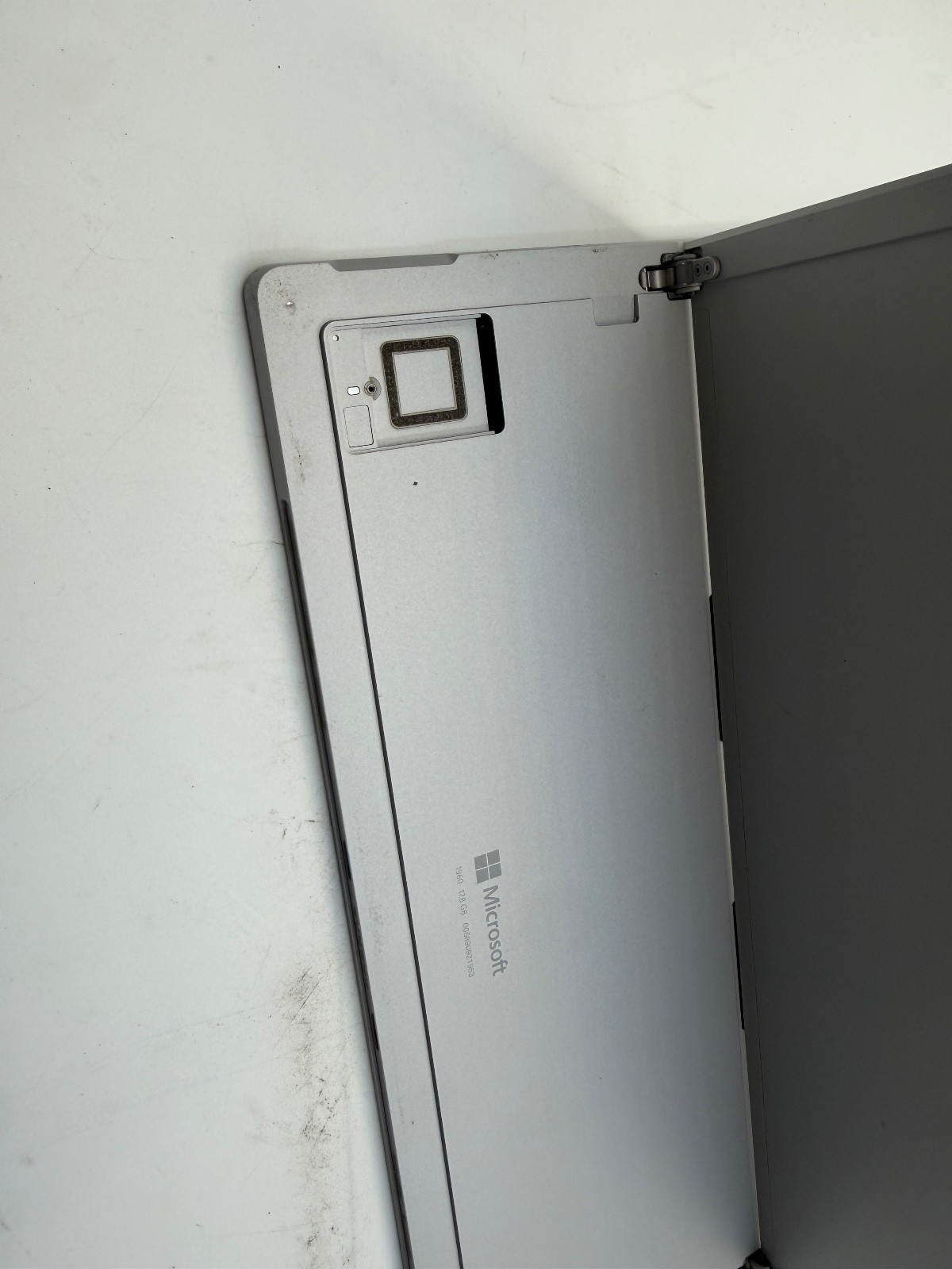 Microsoft Surface Pro 7+ 1960 i5-1135G7 2.4GHz NO SSD 8GB DDR4 Silver