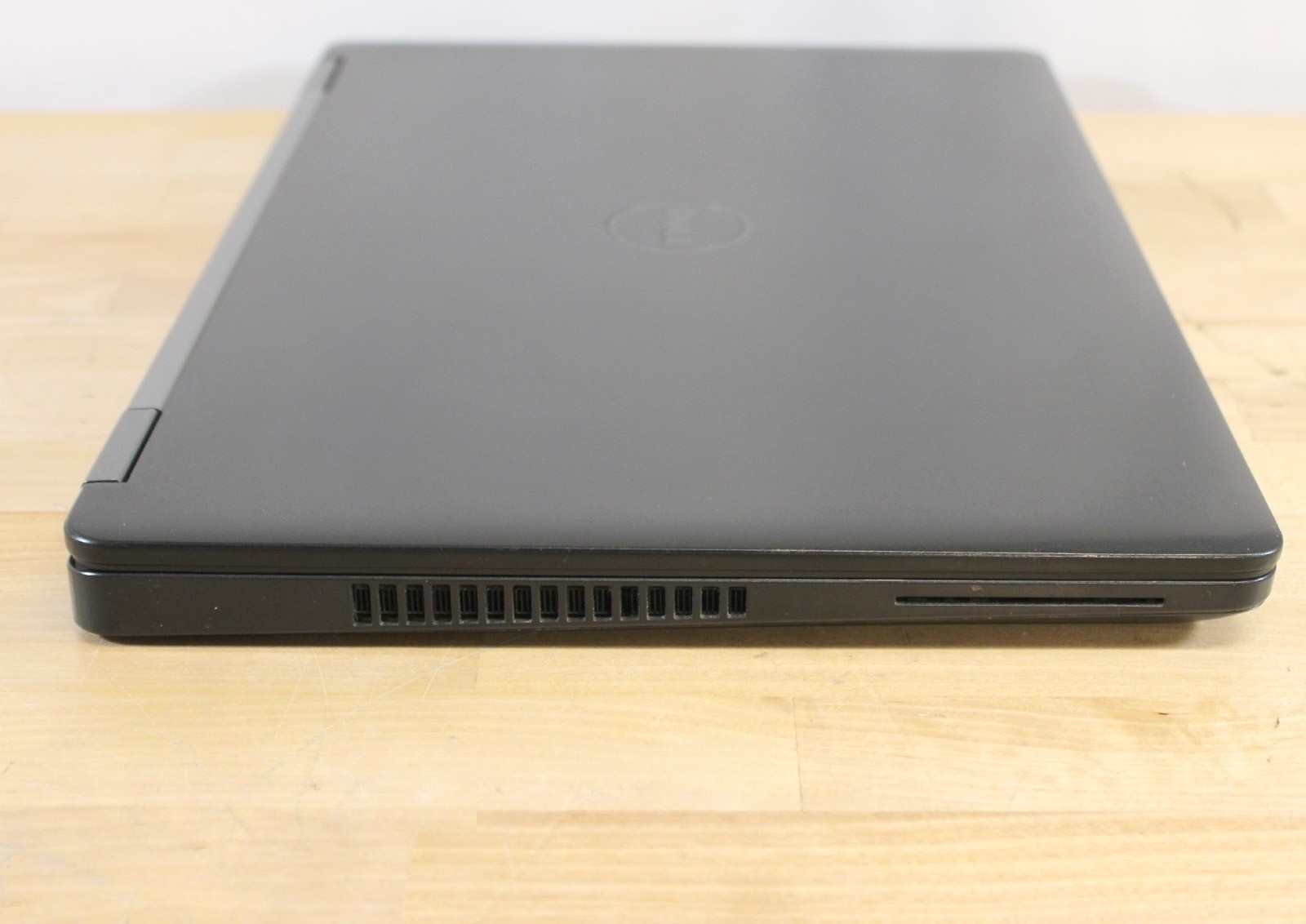 Dell Latitude E5570 i5-6300U 2.40GHz 8GB RAM No Drive