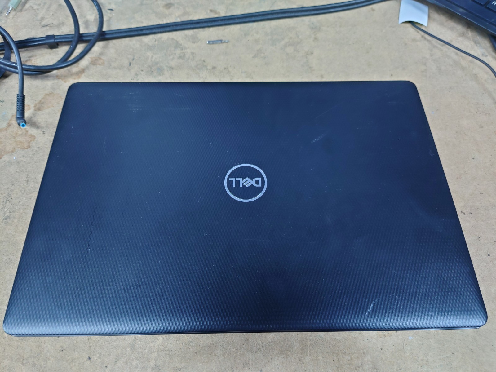 Dell Inspiron 3593 15.6″ HD i5-1035G1 8GB RAM No Battery/OS/SSD