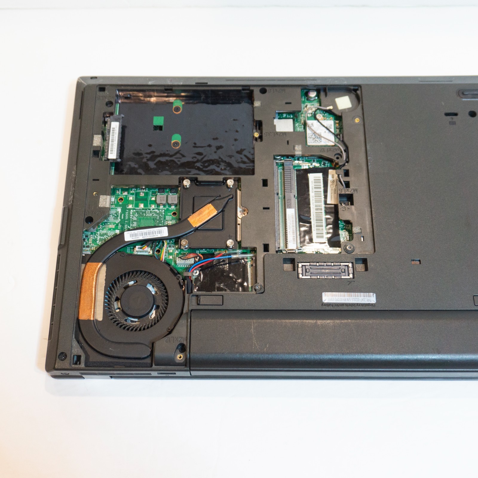For Parts Lenovo ThinkPad L440 NO RAM NO SSD 2 Batteries Not Working Read Desc