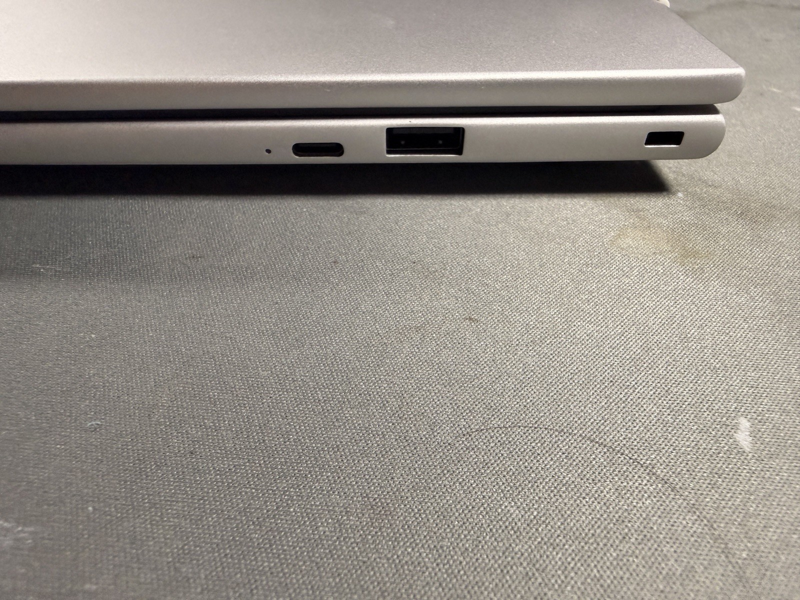 HP EliteBook 8 G2i 14 in Copilot+ Core Ultra 7 355 512GB SSD 32GB RAM