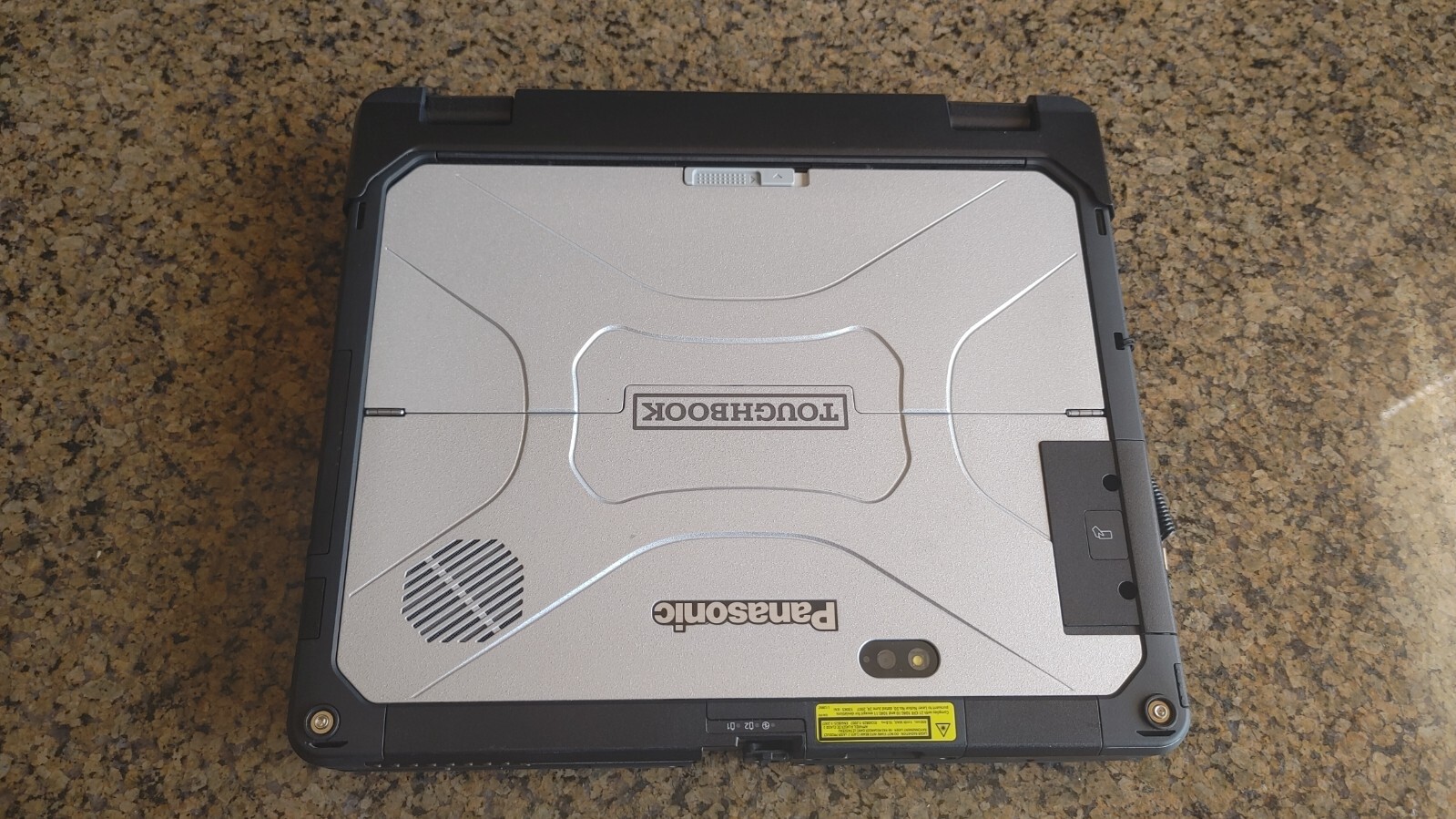 Panasonic Toughbook CF-33 w/ Keyboard – 8GB RAM 1TB SSD i5 7300U Office 2019 Pro
