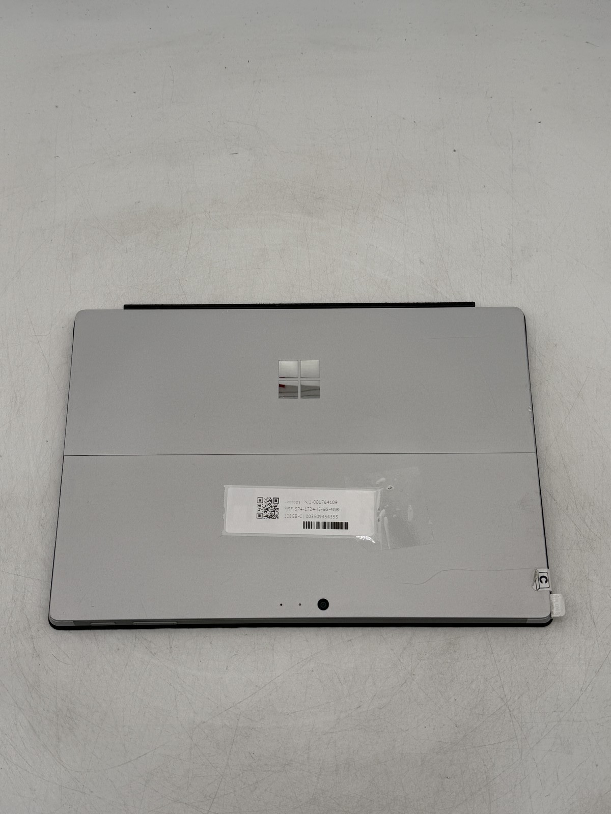 Microsoft Surface Pro 4 12.3in i5-6300U 4GB 128GB NO OS READ