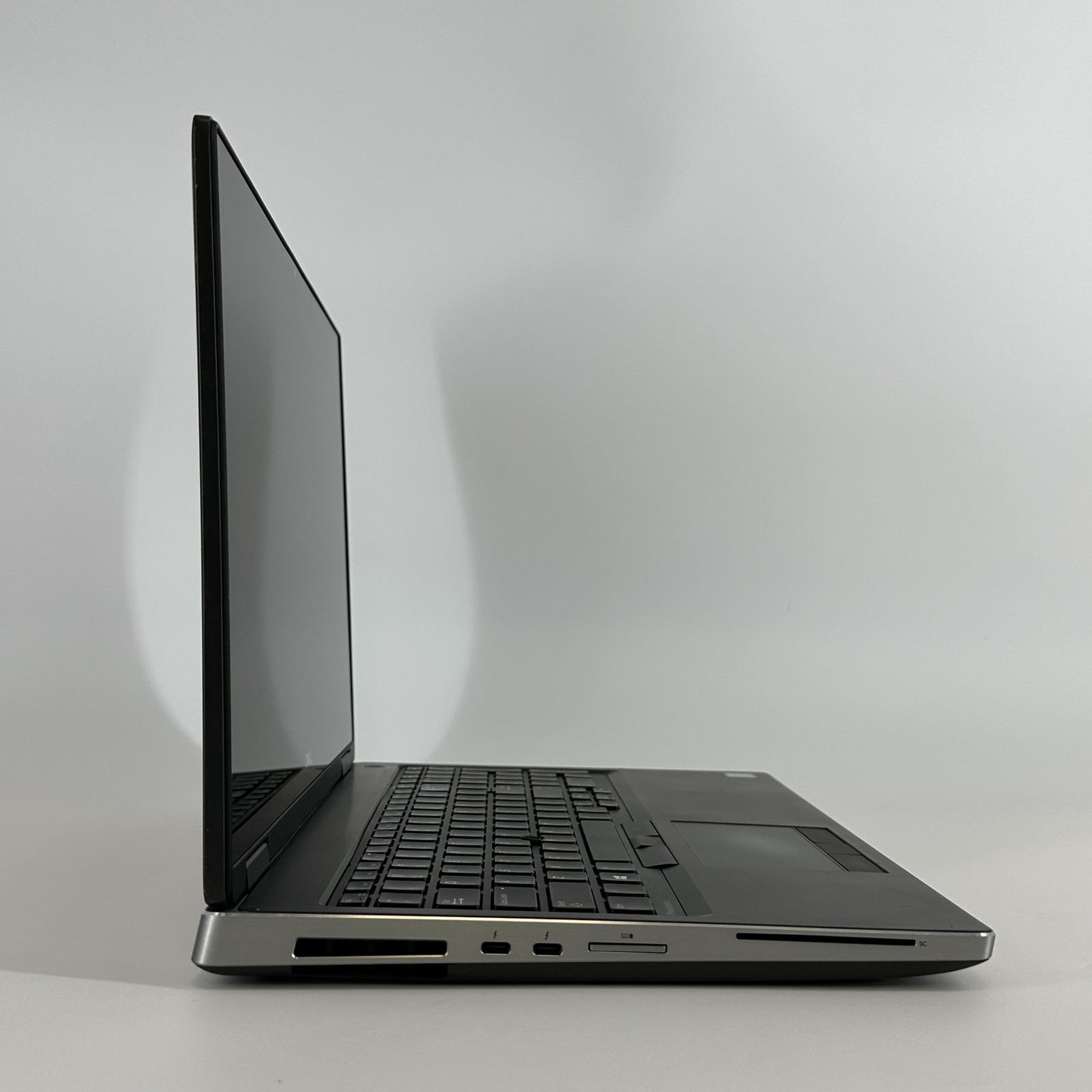 Dell Precision 7540 15.6 FHD TOUCH i7-9850H 2.60GHz 48GB 512GB SSD Quadro T2000
