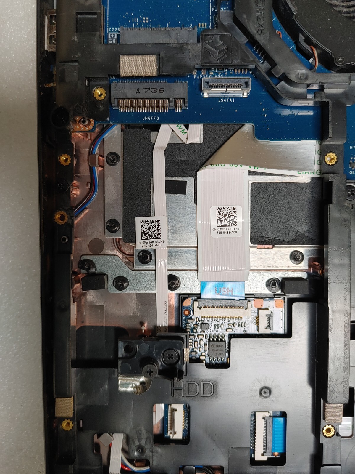 Dell Latitude 5480 Core i5-7440HQ@2.80GHz , NO RAM ,NO HD ( Selling Motherboard)
