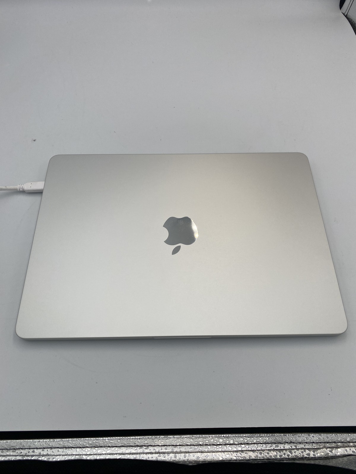 Apple MacBook Air (13-Inch) [M2] (2022) M2 8GB RAM 256GB SSD