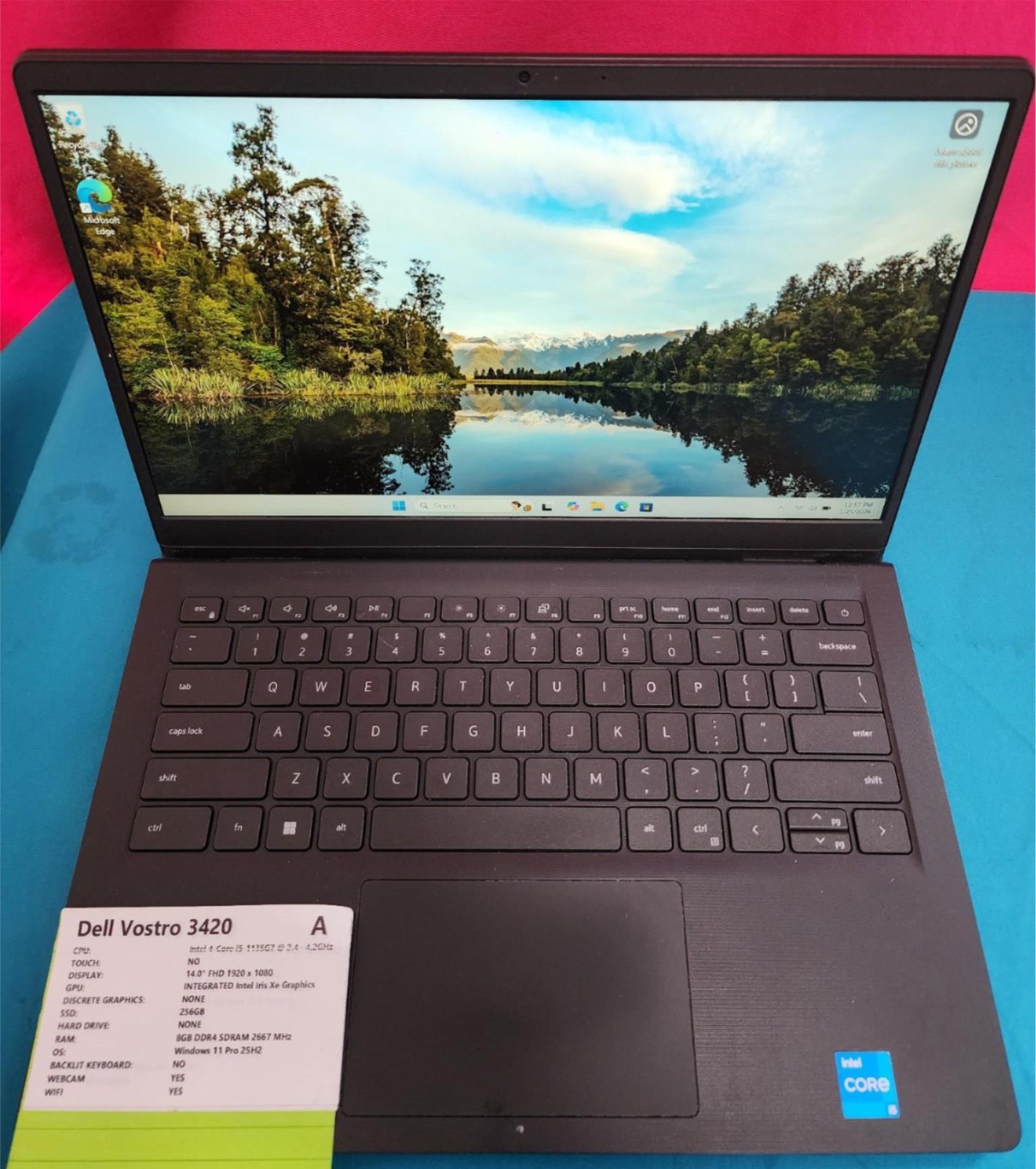 Dell Vostro 3420 14.0″ FHD i5-1135G7 CPU 8GB DDR4 256GB SSD Win 11 Pro Webcam