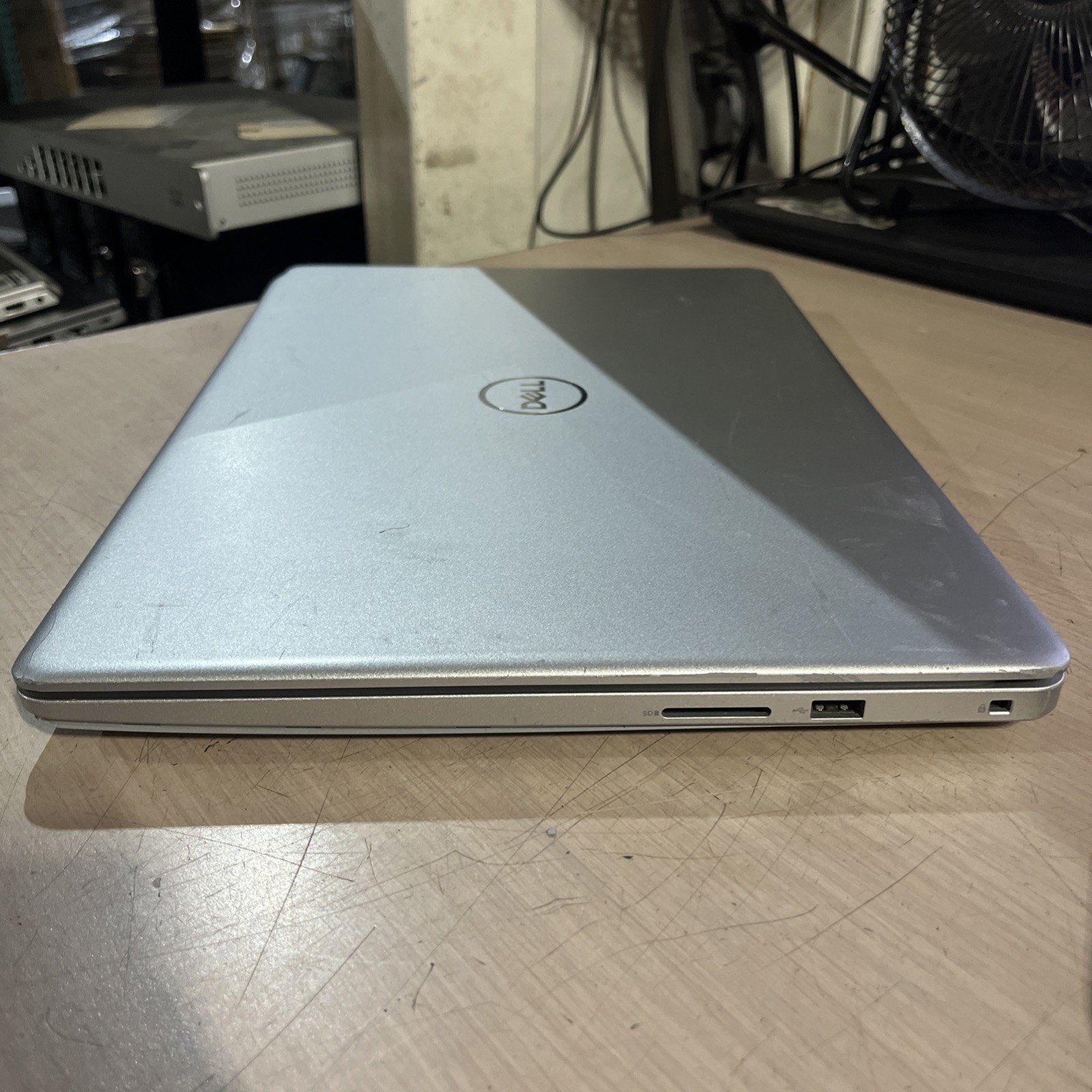 DELL INSPIRON 5593 INTEL CORE I7 10TH GEN 8GB RAM NO HD