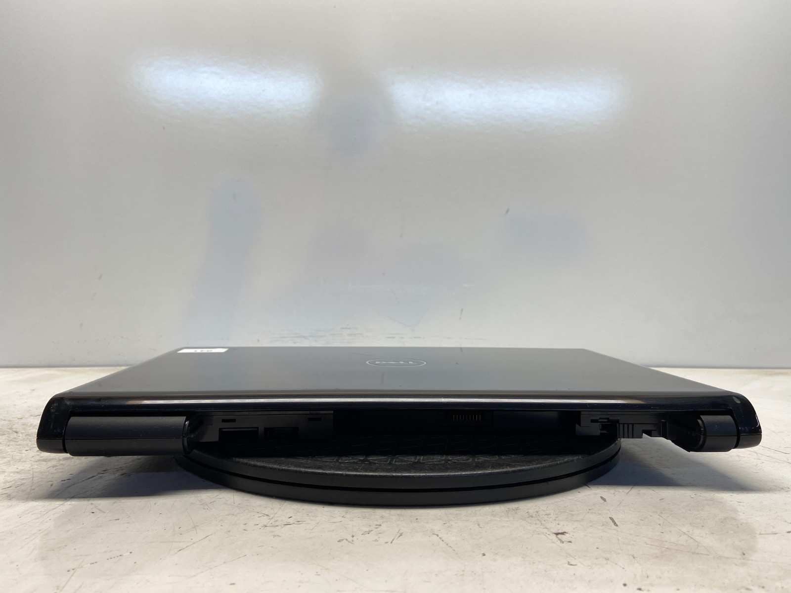 Dell Inspiron 1564 Intel i3-M330 2.13GHz 4 GB NO HDD READ