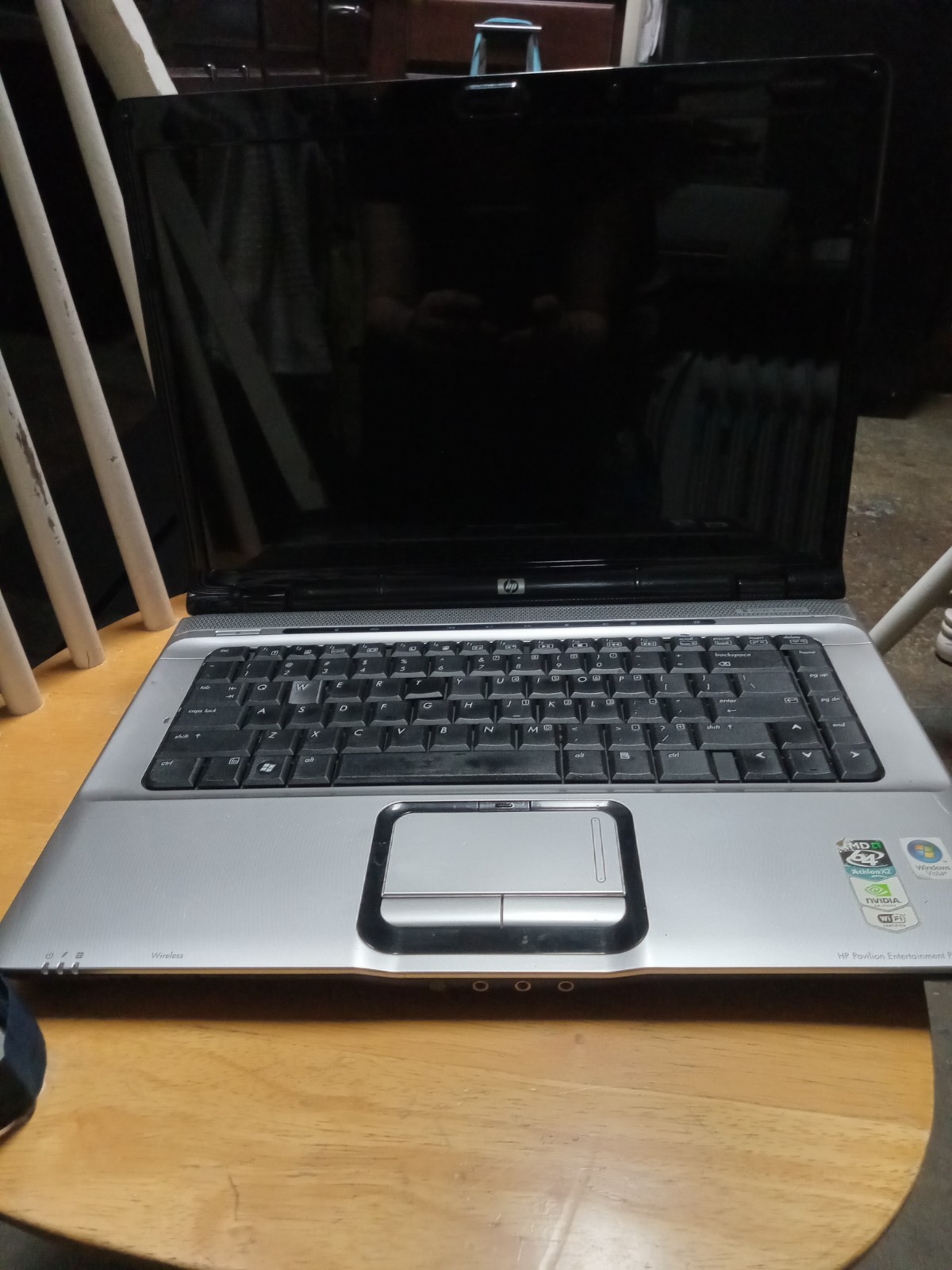 HP Pavilion dv6607nr 15″ [AS IS] AMD Athlon 64 X2 Dual TK 53 @ 1.7 GHz – JZ