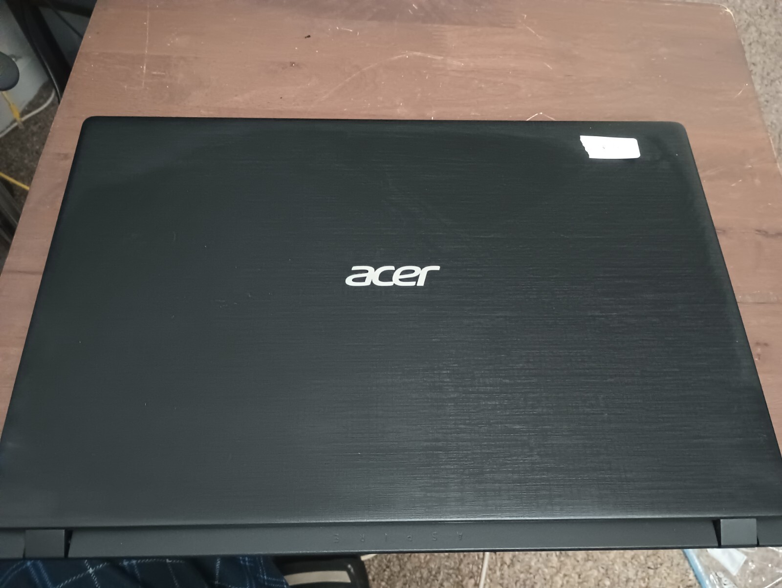 Acer Aspire 3 A315-51 15.6″ HD Laptop (Intel Core i5-7gen 2.5GHz, 6GB Ram, 1tb