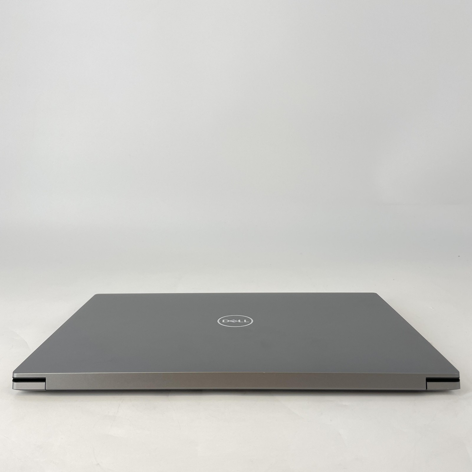 Dell Precision 5570 15.6 FHD+ 2.3 GHz i7-12700H 32GB 1TB SSD Very Good