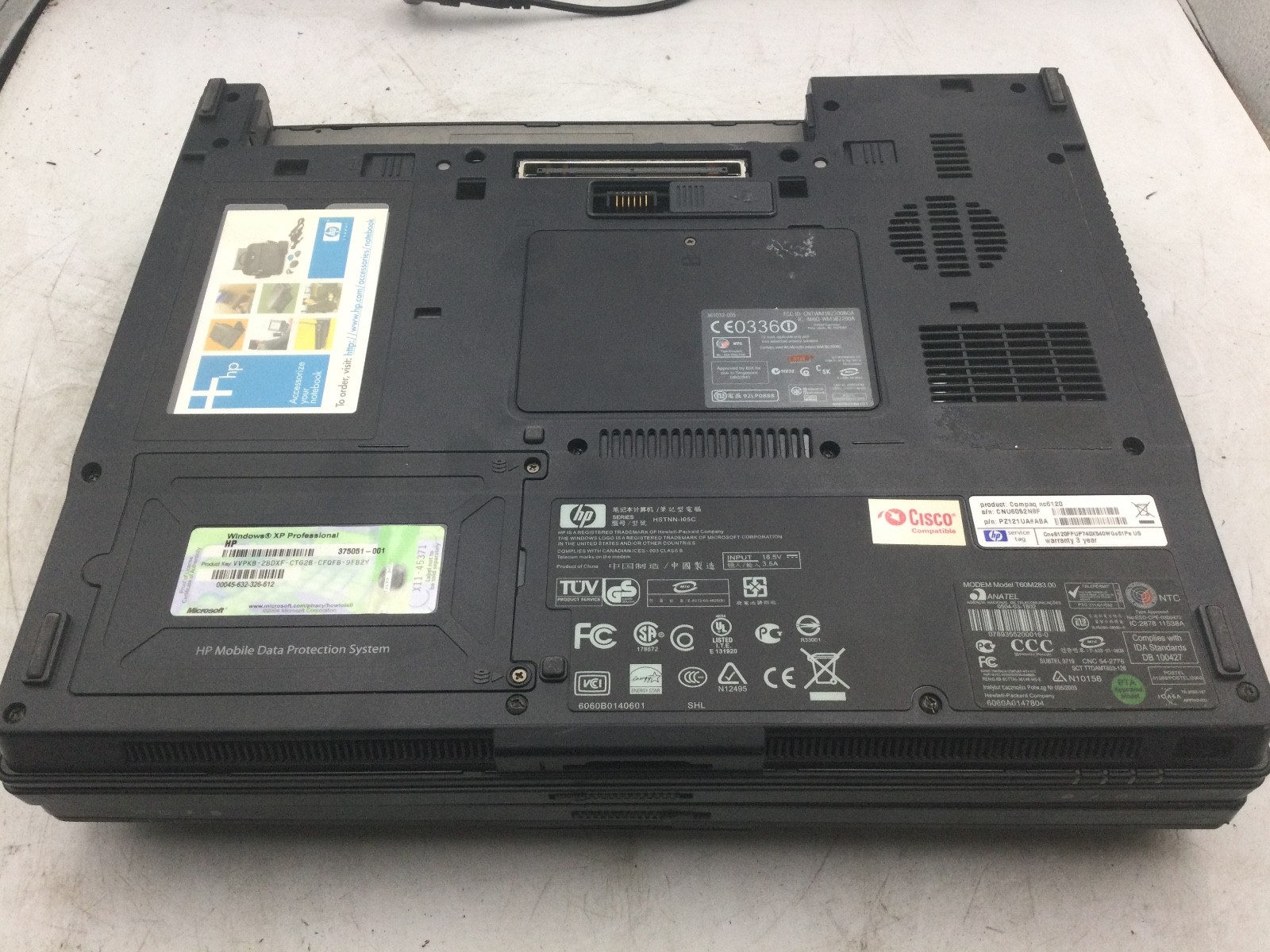HP COMPAQ NC6120 – FOR PARTS – LOT OF 2 – INTEL CENTRINO – BAD LCD – READ-BB