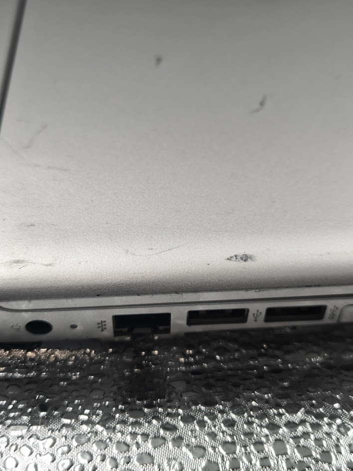 HP Pavilion 15-ab129no Laptop – AMD A4 4GB RAM No SSD