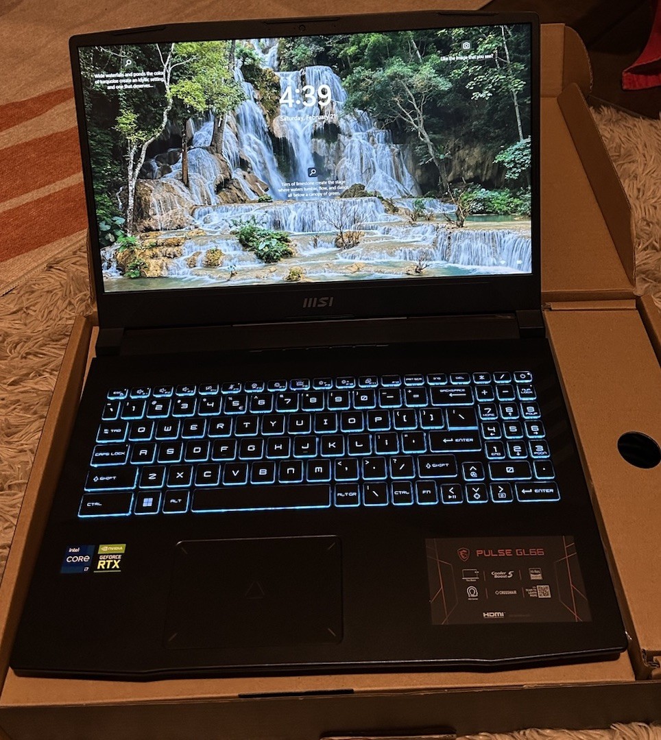 MSI Pulse GL66 11UCK i7-11800H 16GB 160GB SSD RTX, 15.6in, Windows 11 Home