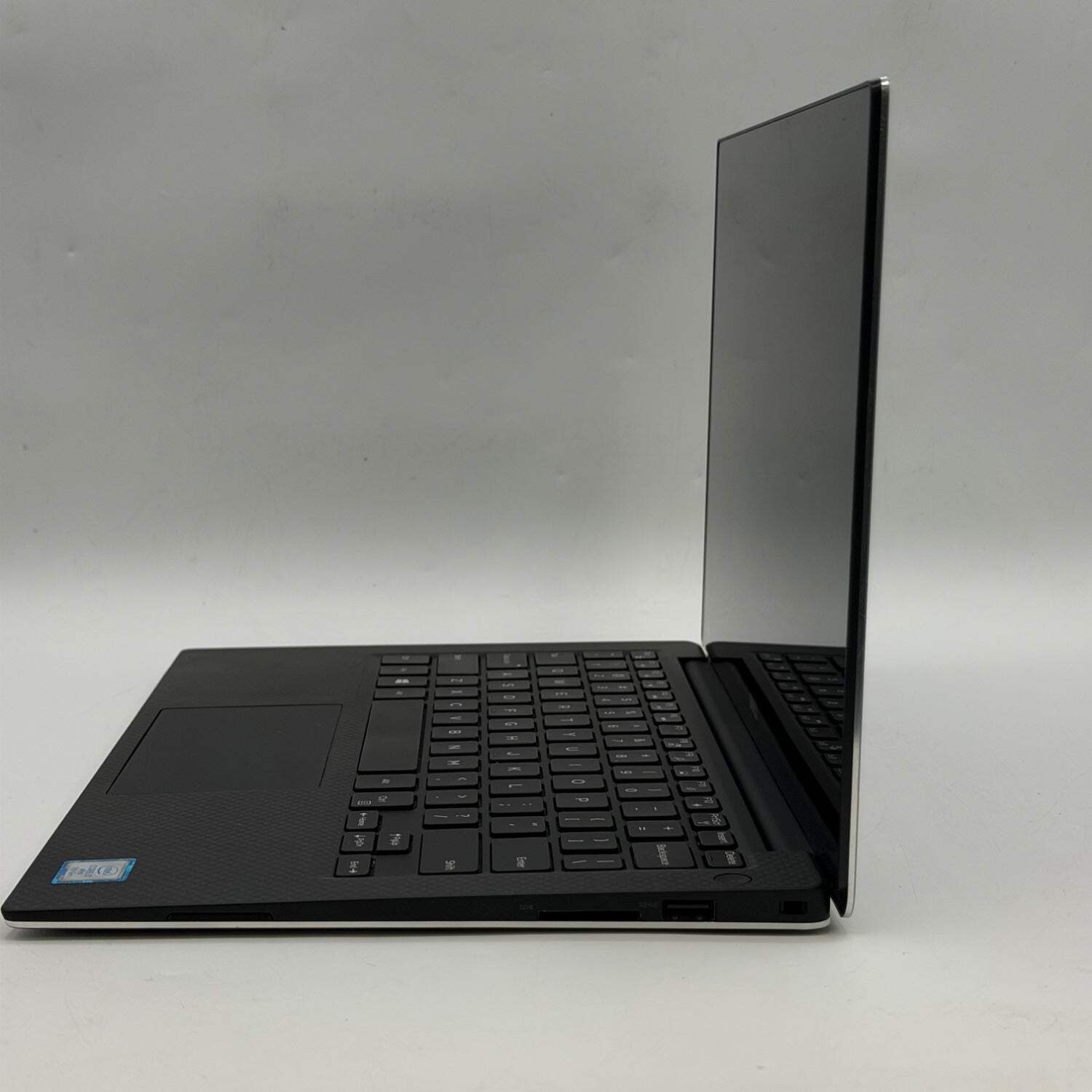 Dell XPS 9360 13.3″ i7-7660u 2.5GHz 16GB RAM 256GB SSD