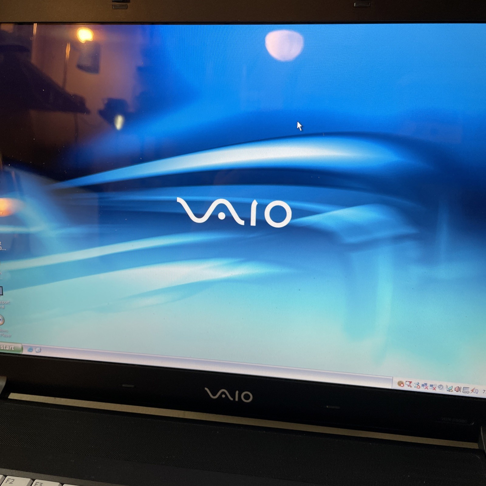 VINTAGE Sony Pcg 7M1L LAPTOP PRISTINE CONDITION, RESET TO OOB CONDITION