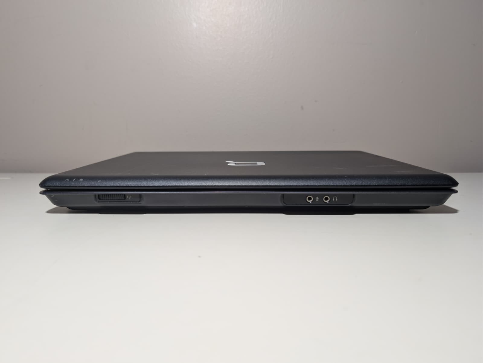 15″ HP Compaq Presario F700 | AMD X2 4GB RAM 128GB SSD | NVIDIA Win 7 Pro DVD+RW