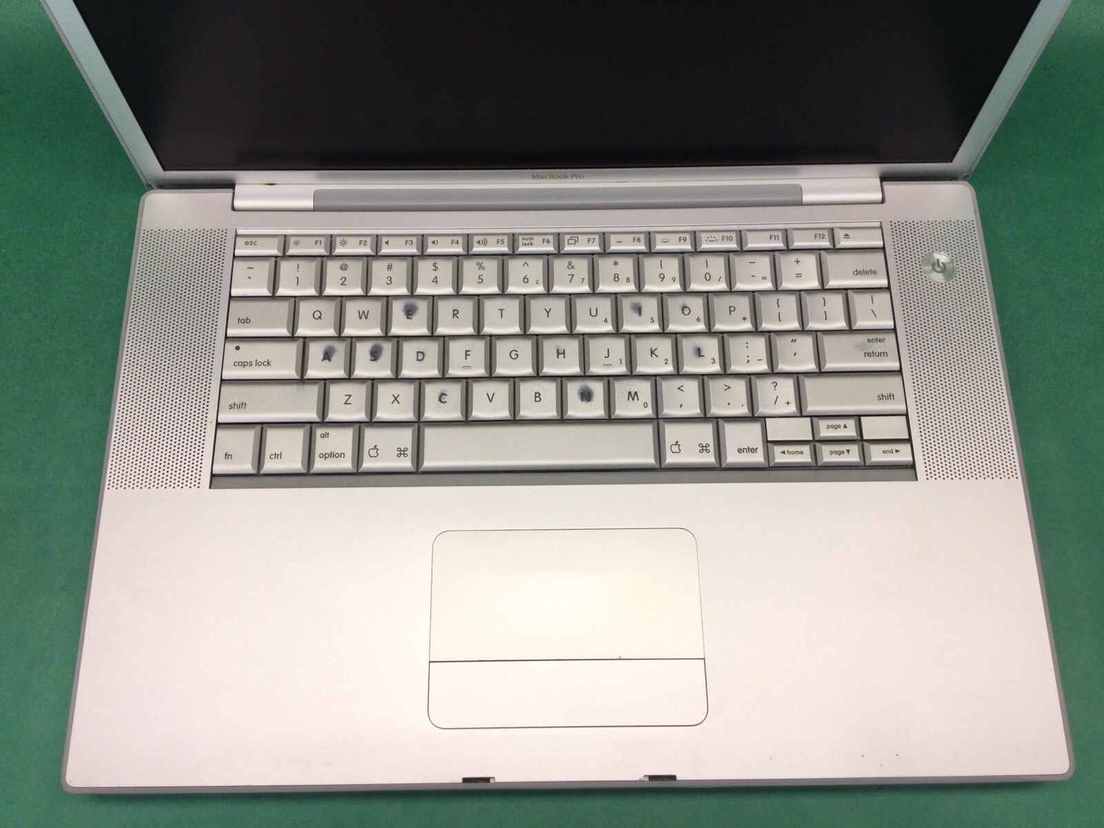 Apple MacBook Pro A1150 – 15.5” Laptop – UNTESTED