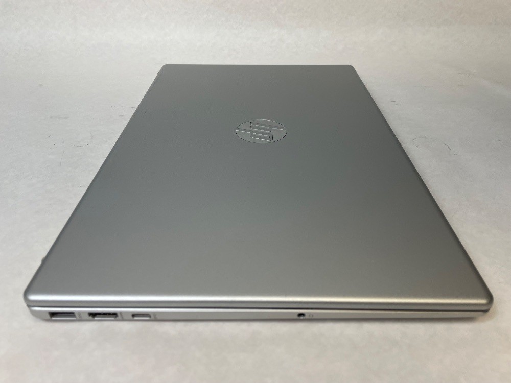 HP Laptop 15-fd0xxx i3-N305 8GB RAM 256GB SSD