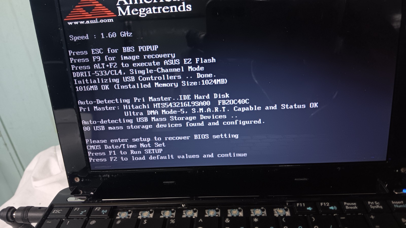 Lot of 6 ASUS EEe PC Mini Netbooks Laptops Intel Atom 1.6 GHz 160 GB HD Linux OS