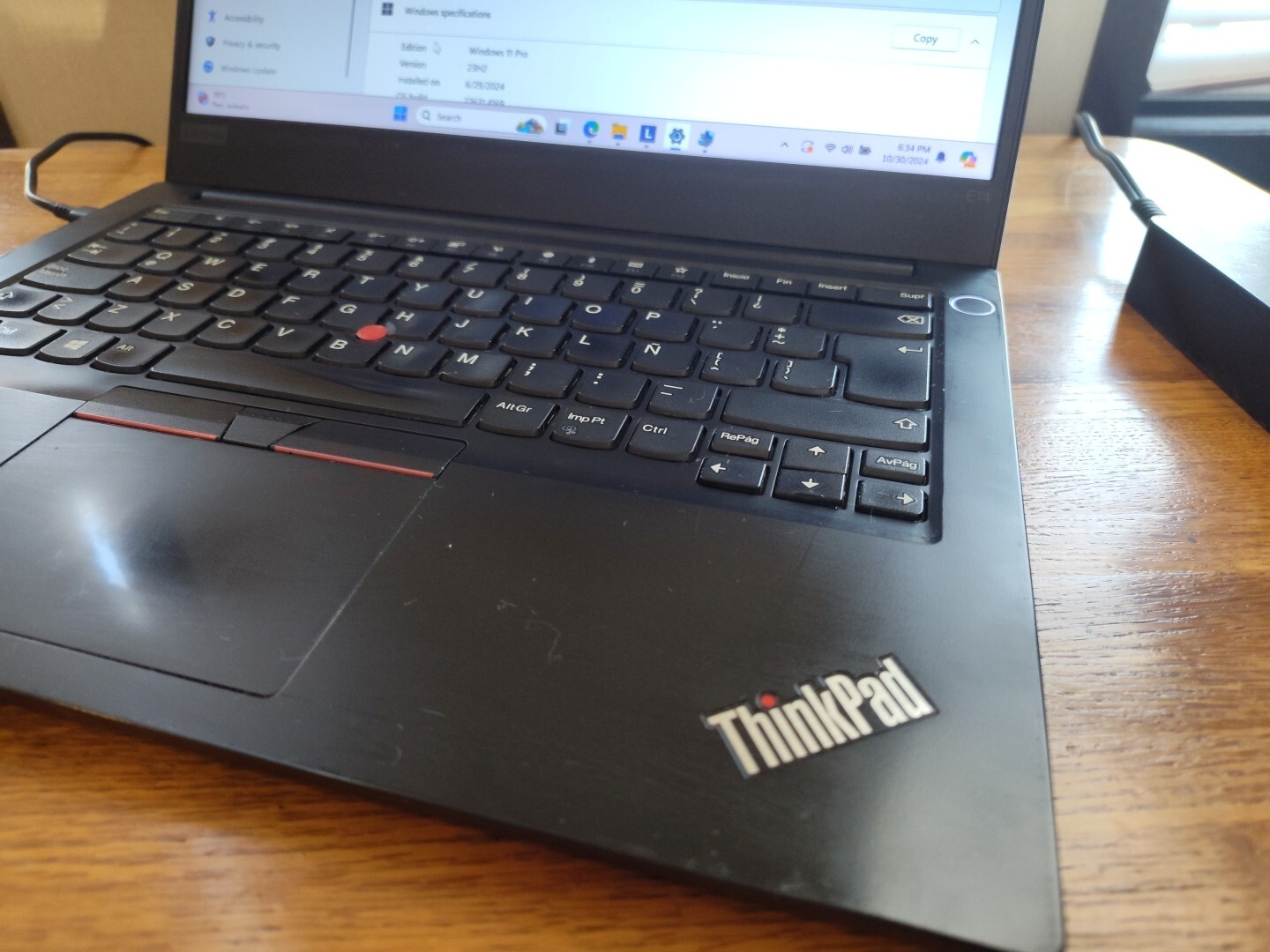 Lenovo ThinkPad E14 14″ (500GB SSD, Intel Core i7 10th Gen., 4.90 GHz, 16GB)…
