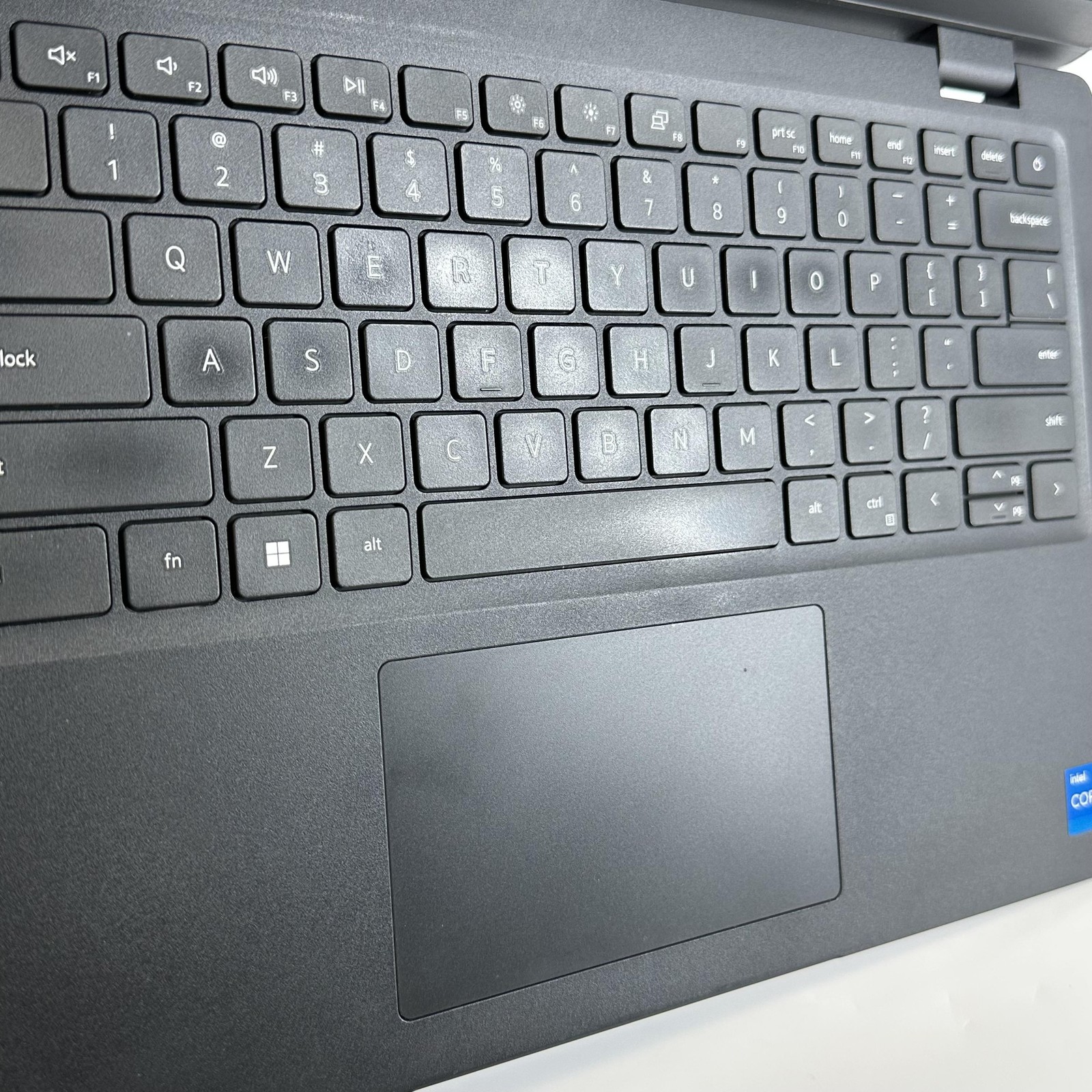 Dell Latitude 3420 14 Black FHD i5-1135G7 2.40GHz 16GB 256GB SSD Good