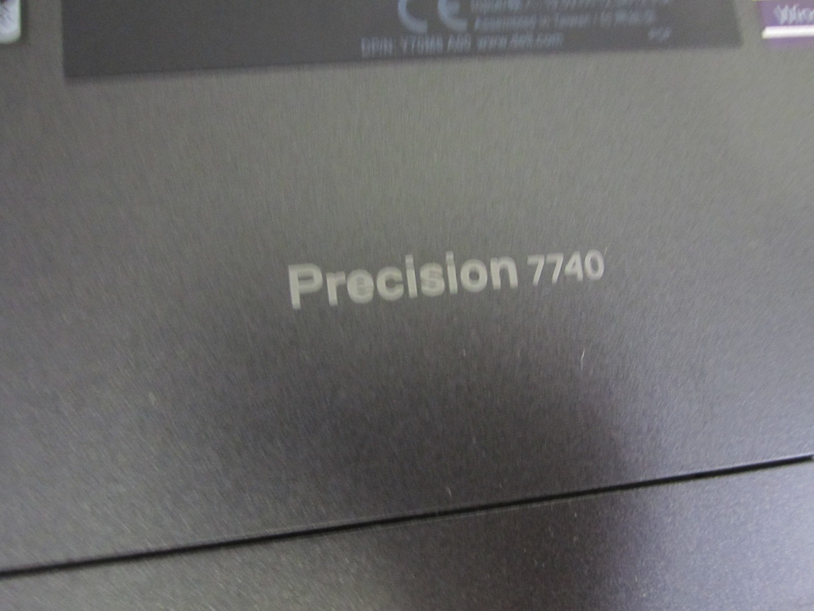 Dell Precision 7740 i7 9850H, 32GB, 2.60GHz 512gb M2SSD UBUNTU LAPTOP + AC