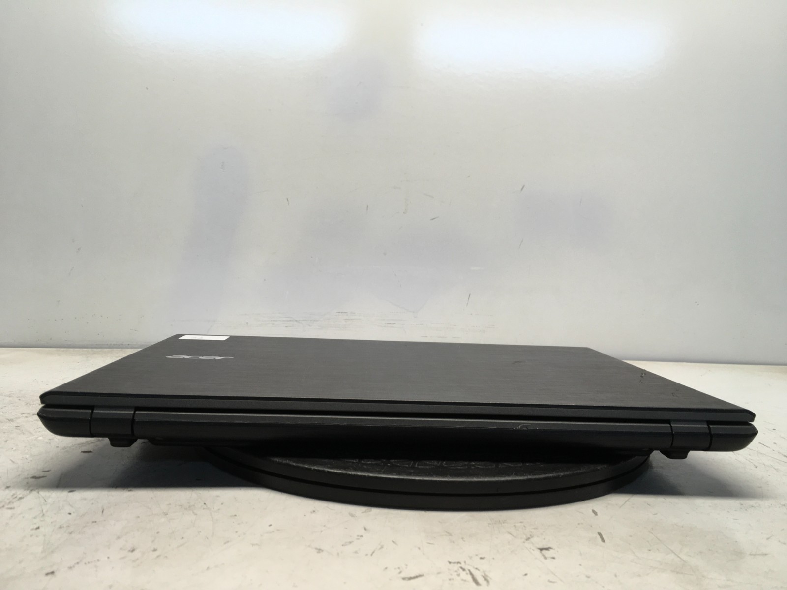 Acer Aspire E5-573-35AQ Intel i3 No RAM NO HDD