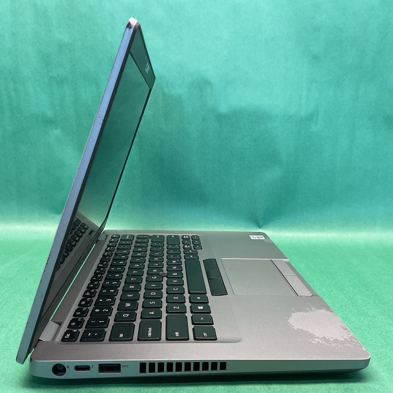 Dell LATITUDE 5411 13.9″ Intel i5 – Powers On – NO HARD DRIVE- Untested