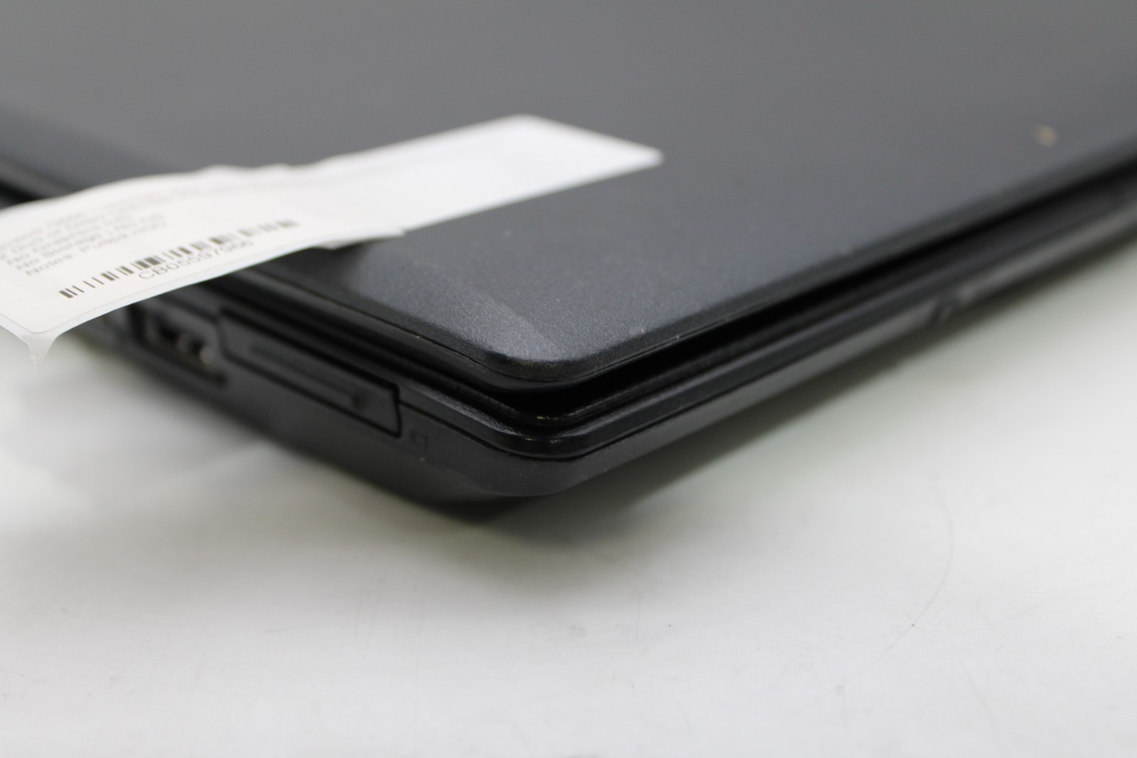 Lenovo G560 15.6″ 2Duo 4GB RAM NO STORAGE/OS *PARTS/REPAIR*