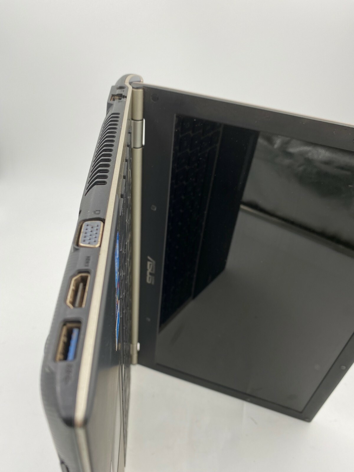 Asus U56E laptop, Intel core I5, 8 GB RAM, 500 GB HDD.