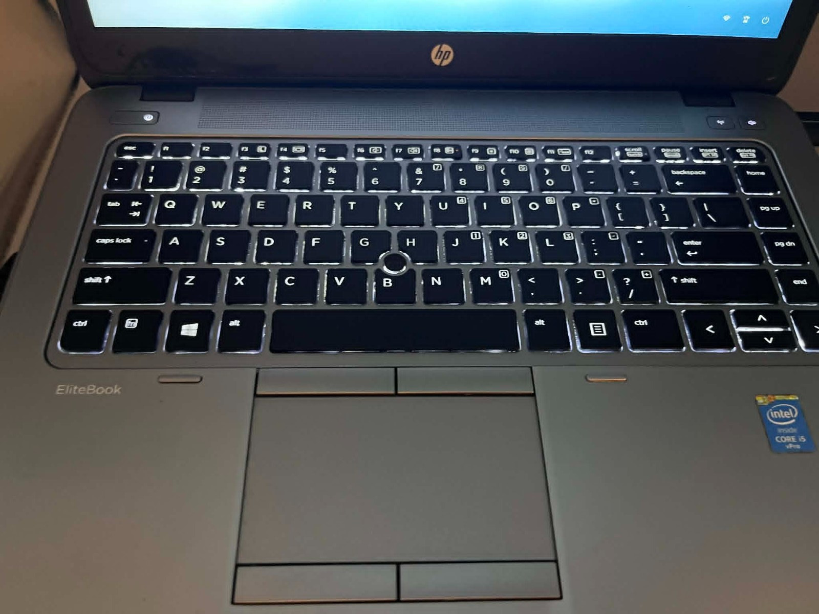 HP EliteBook| Windows 11 |i5-5300U|8GB|500GB|Backlit| YEAR WARRANTY |New Battery