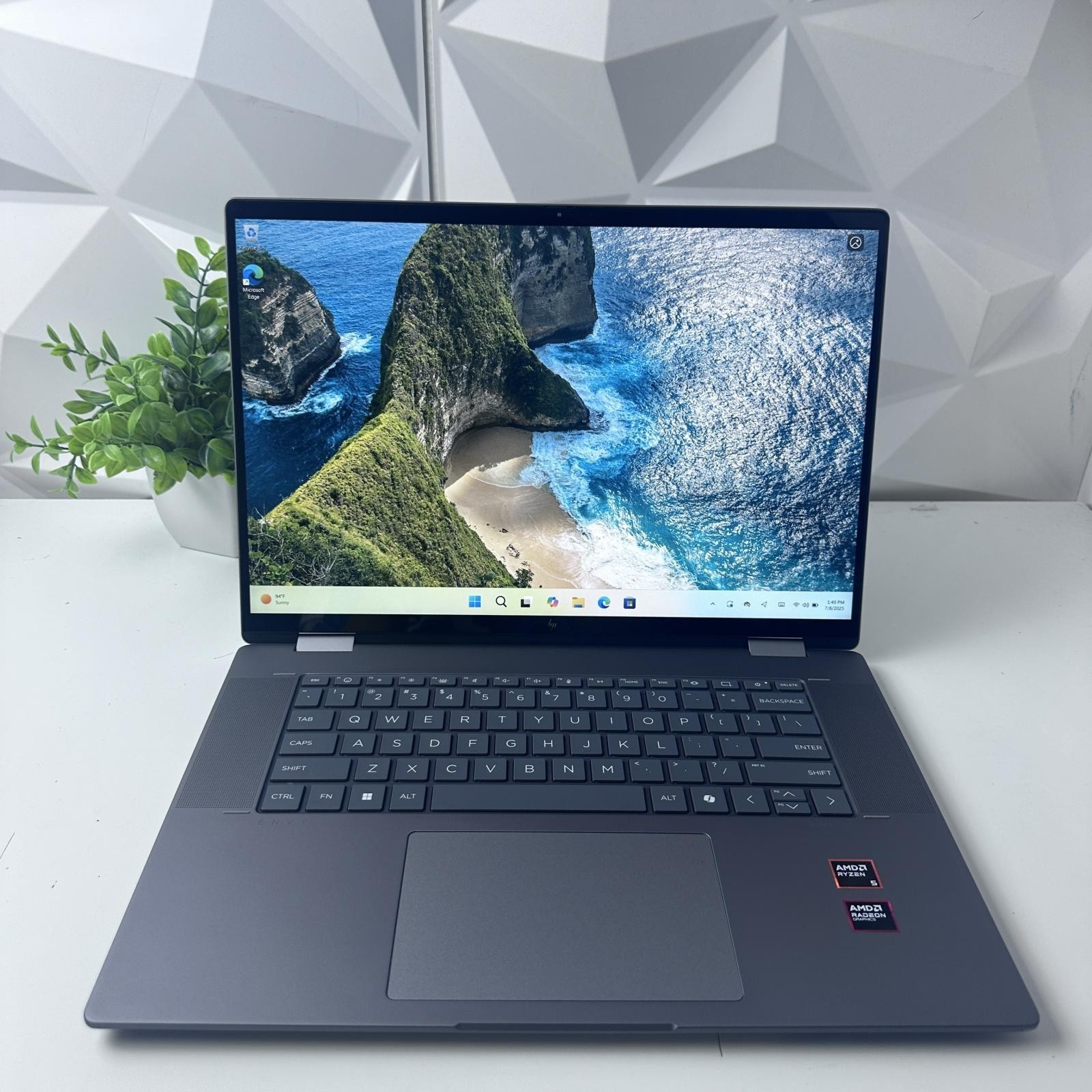 HP Envy x360 2-in-1 Laptop, 16″ Touch, Ryzen 5 8640HS, 8GB, 512GB *Please READ*