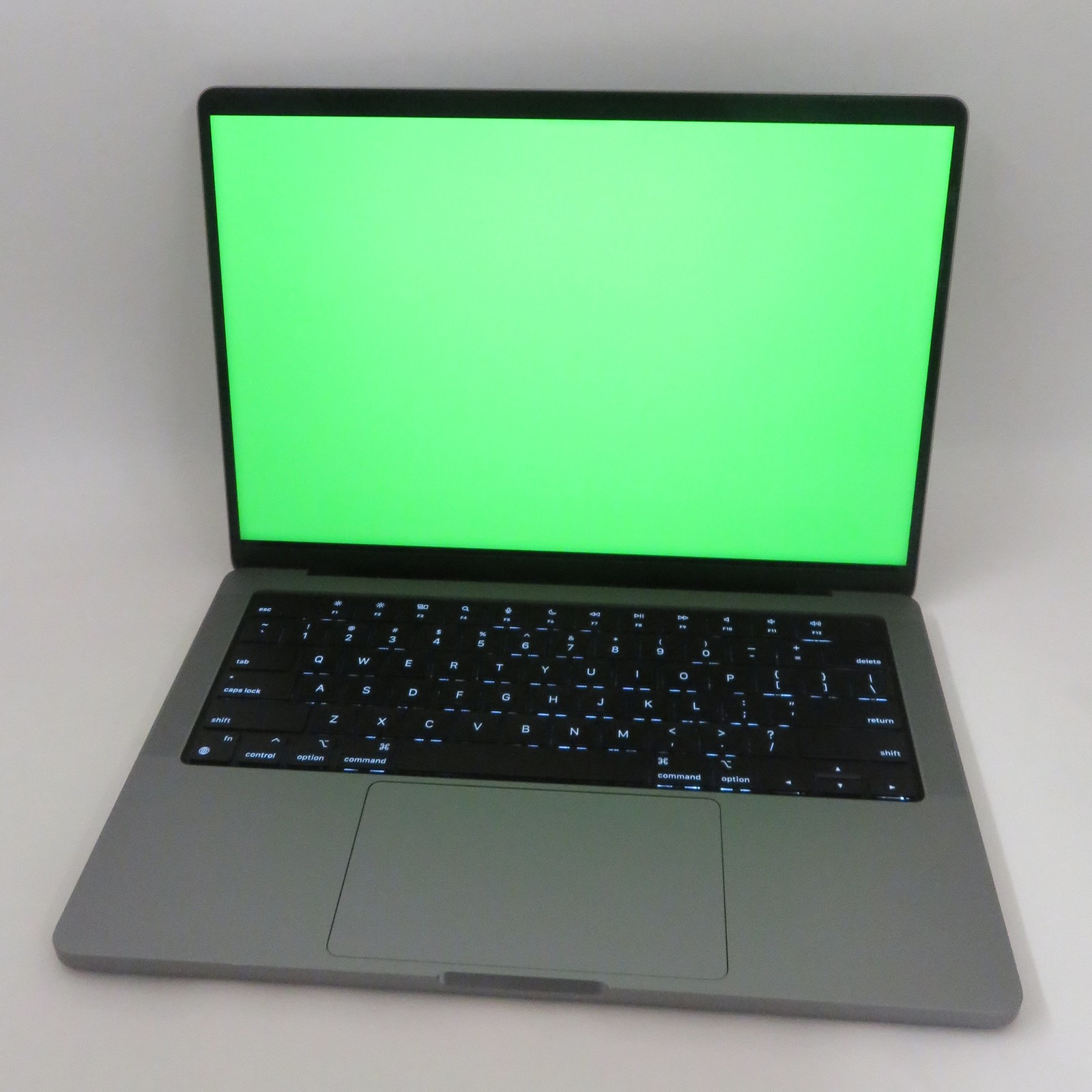 Apple Macbook Pro 2023 14in Retina M2 Pro 16GB RAM 512GB Tahoe A2779