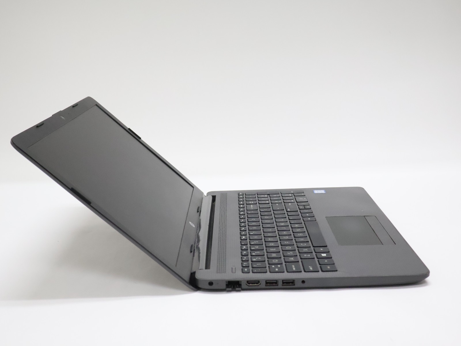 HP Notebook 250 G7 Intel Core i3-7020U 2.30GHz 8GB RAM 240GB SSD READ!!!
