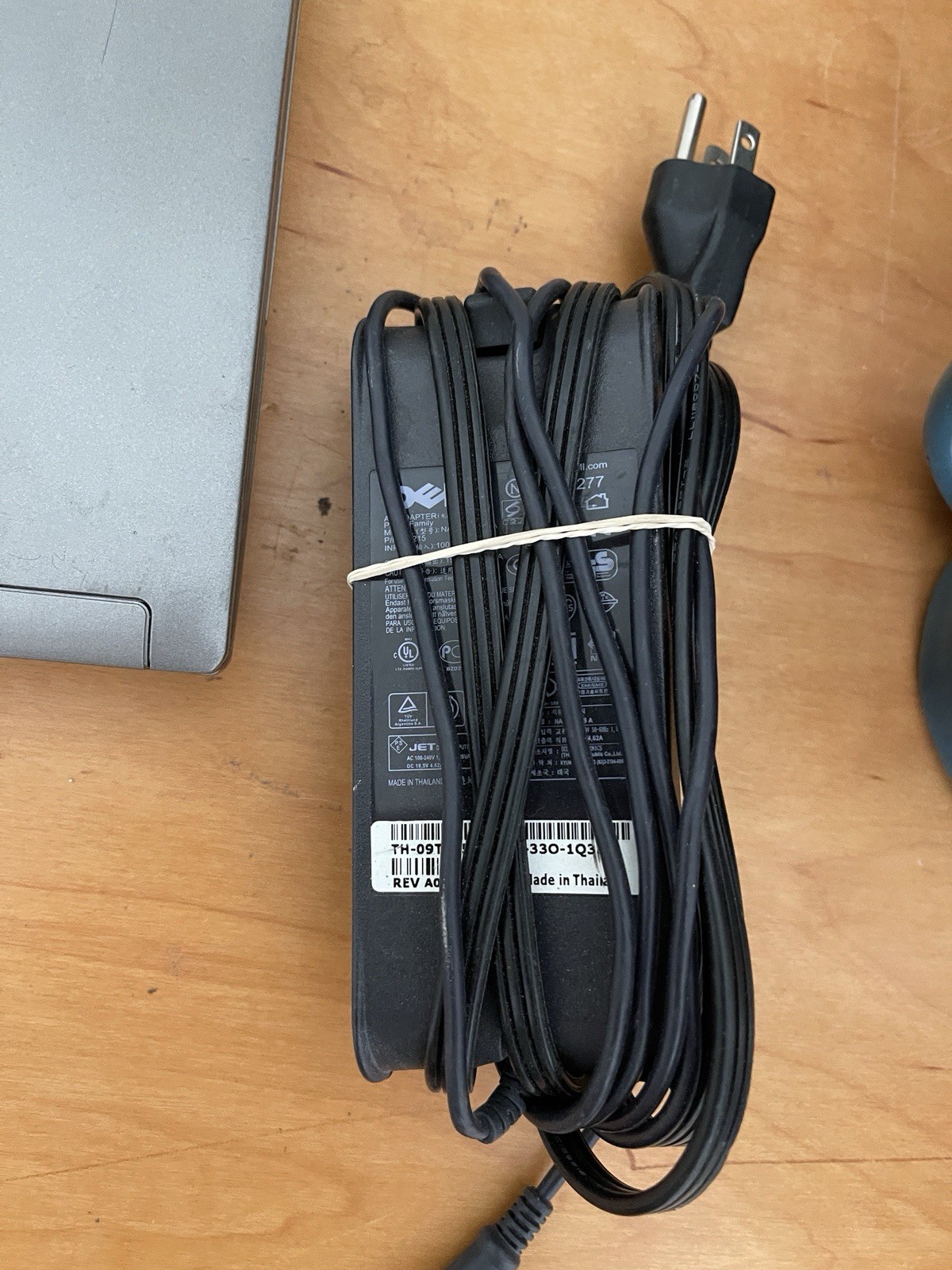 DELL D630 D620 14″ Windows XP Laptop 1.7Ghz, 3GB, 120 GB SSD, DVD, RS232 Serial