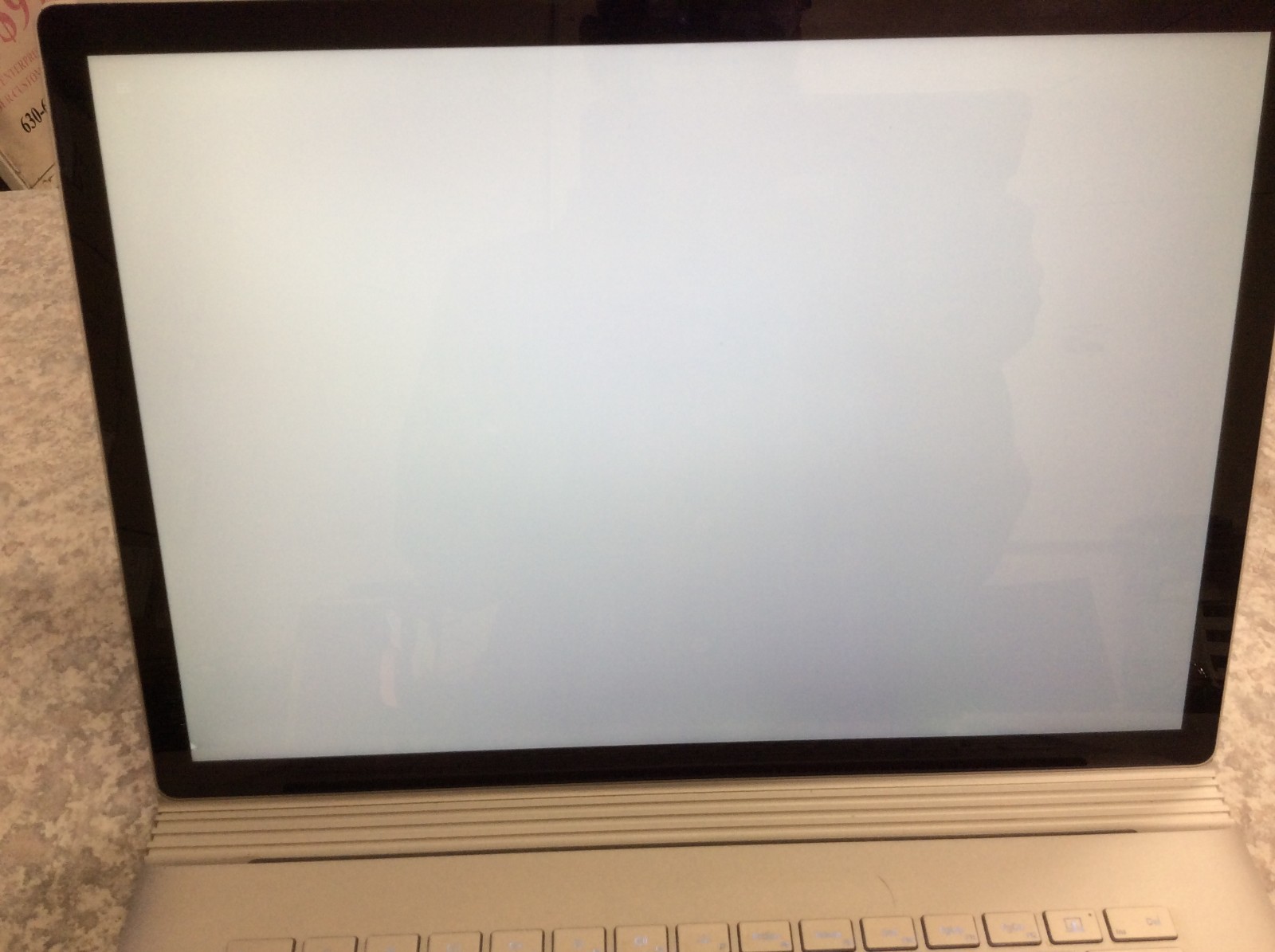 Microsoft Surface Book 2 15 TOUCH i7-8650U 1.9GHz 16GB 512GB NVIDIA GTX 1060 6GB