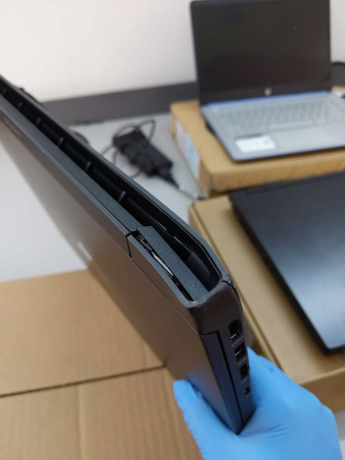 HP Victus 15.6″ FHD Gaming Laptop AMD Ryzen 5-7535HS 8GB DDR5 512GB SSD Wind 11