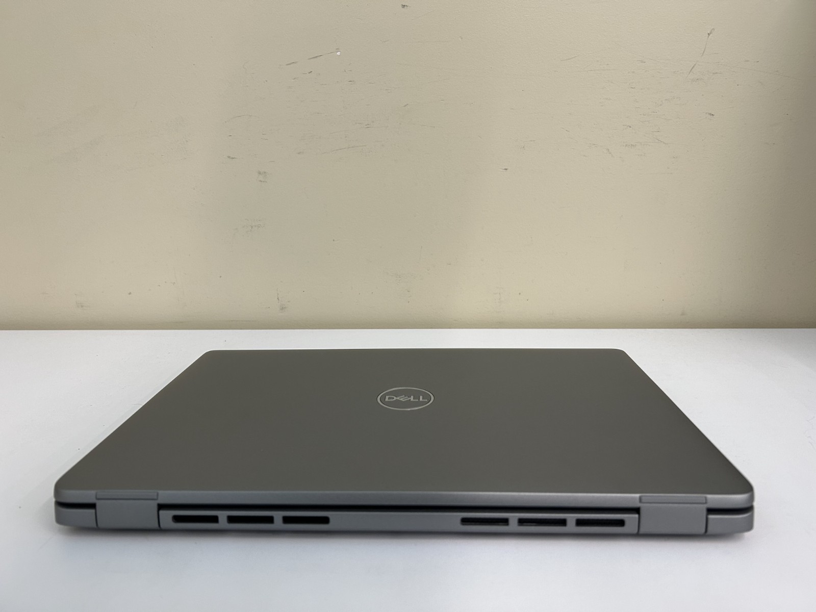 LAPTOP Dell Latitude 5450 14″ Ultra 5-135U 512GB SSD 32GB RAM Win 11 Pro