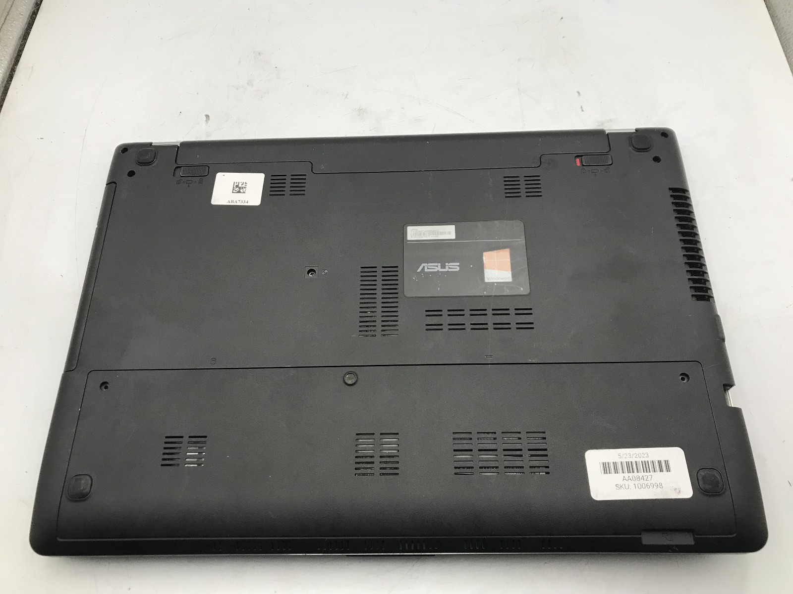 ASUS S550C LAPTOP – FOR PARTS/NO POWER – INTEL I7 3537U – NO RAM – READ DESC -BB