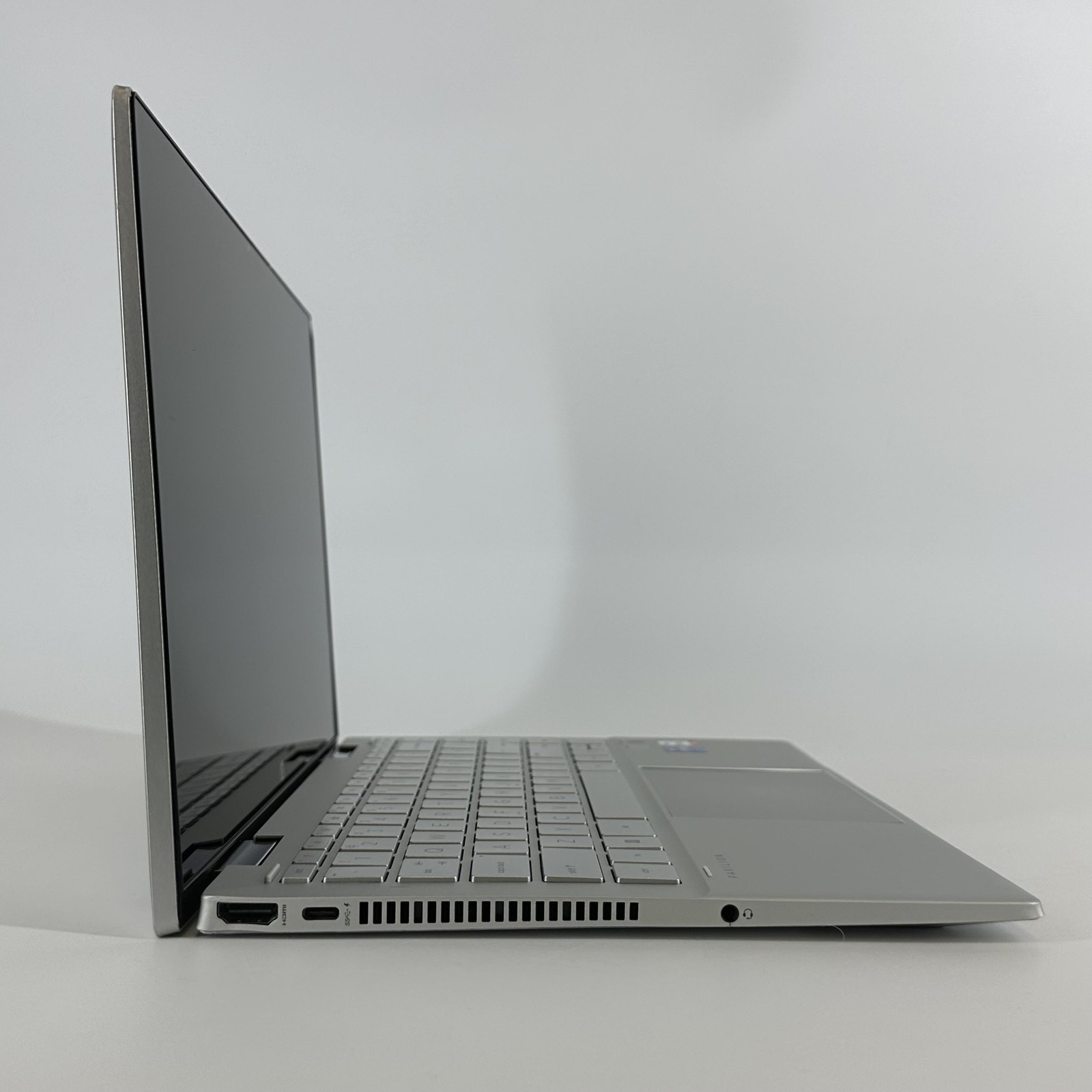 HP Pavilion x360 14 FHD TOUCH 1.3 GHz i5-1235U 8GB 1TB SSD – Bad Trackpad