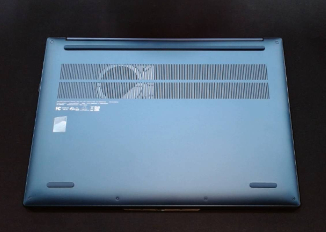 Lenovo IdeaPad 16″ FHD Touchscreen, Intel 10-Core 7 240H, Up to 64GB RAM 2TB SSD