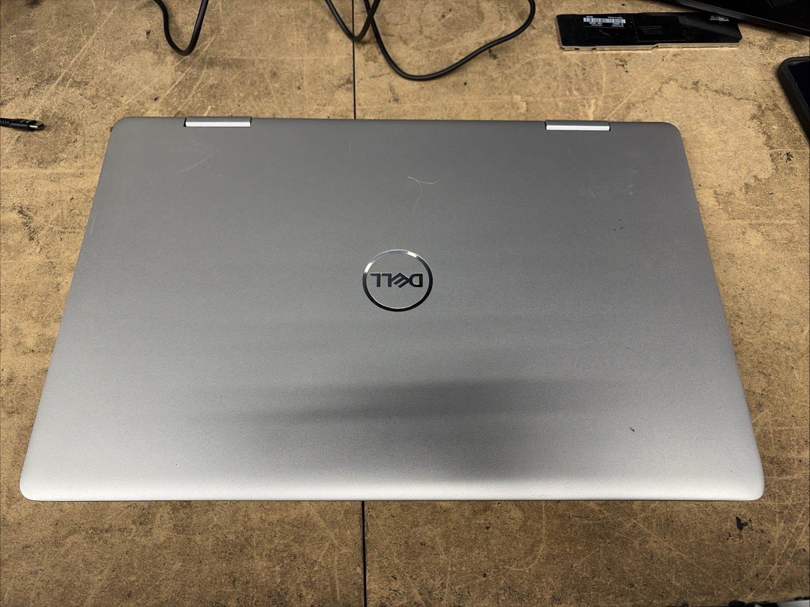 Dell Inspiron 7786 17.3″FHD Touch i7-8565U 16GB RAM 512GB SSD NVIDIA MX250 No OS