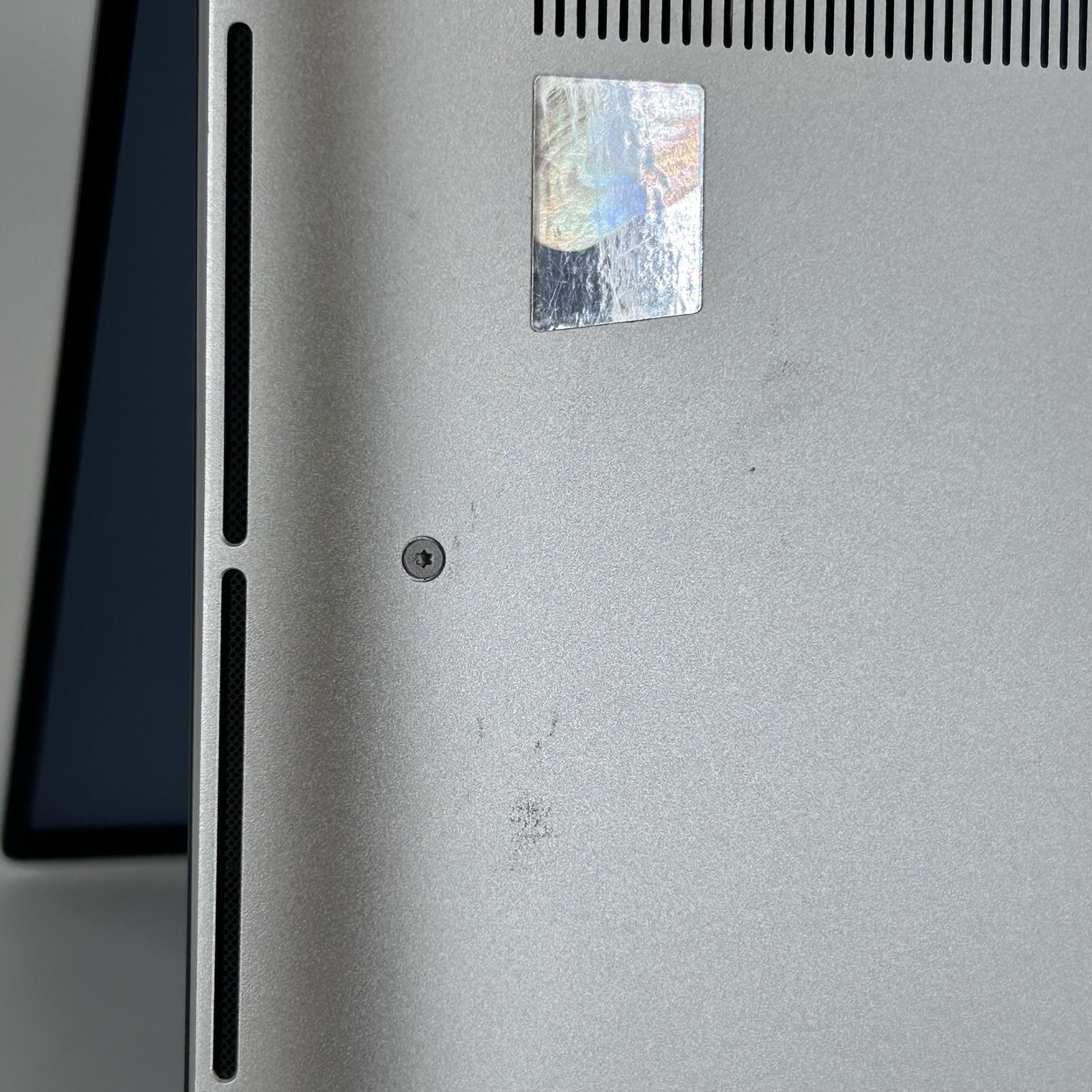 Dell XPS 15 9520 Silver FHD+ 2.3 GHz i7-12700H 32GB 1TB SSD NVIDIA RTX 3050 Good