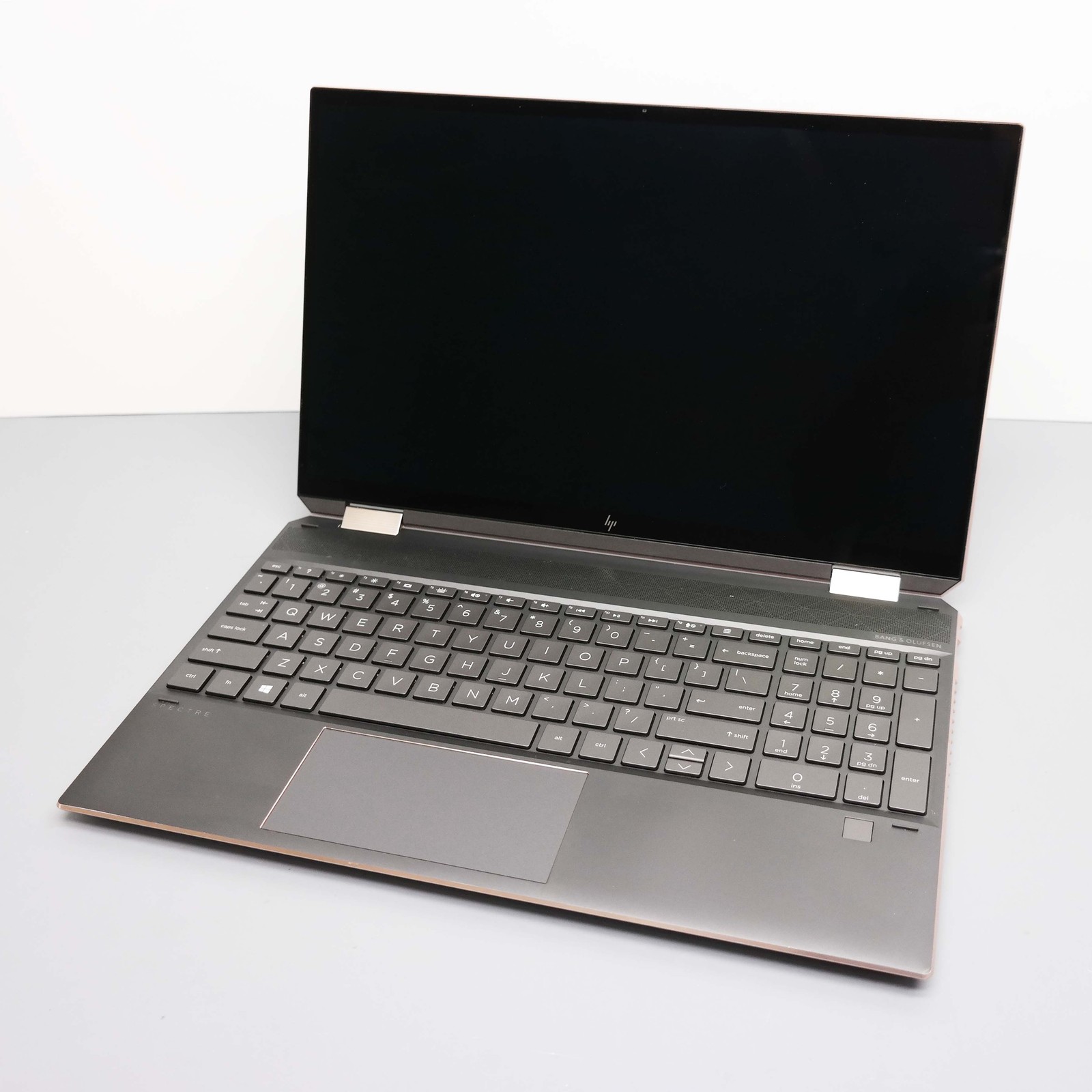 HP Spectre x360 15-EB0053DX 15.6″ Core i7-10750H 16GB 1TB SSD GTX 1650 Ti
