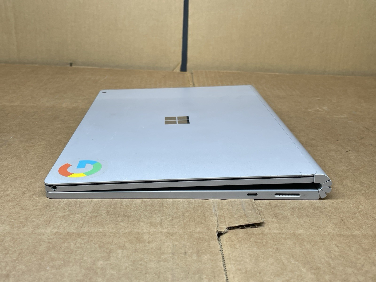 Surface Book 2 Intel Core i5-7300U@2.71GHz 8GB RAM 256GB SSD Windows 11 Pro