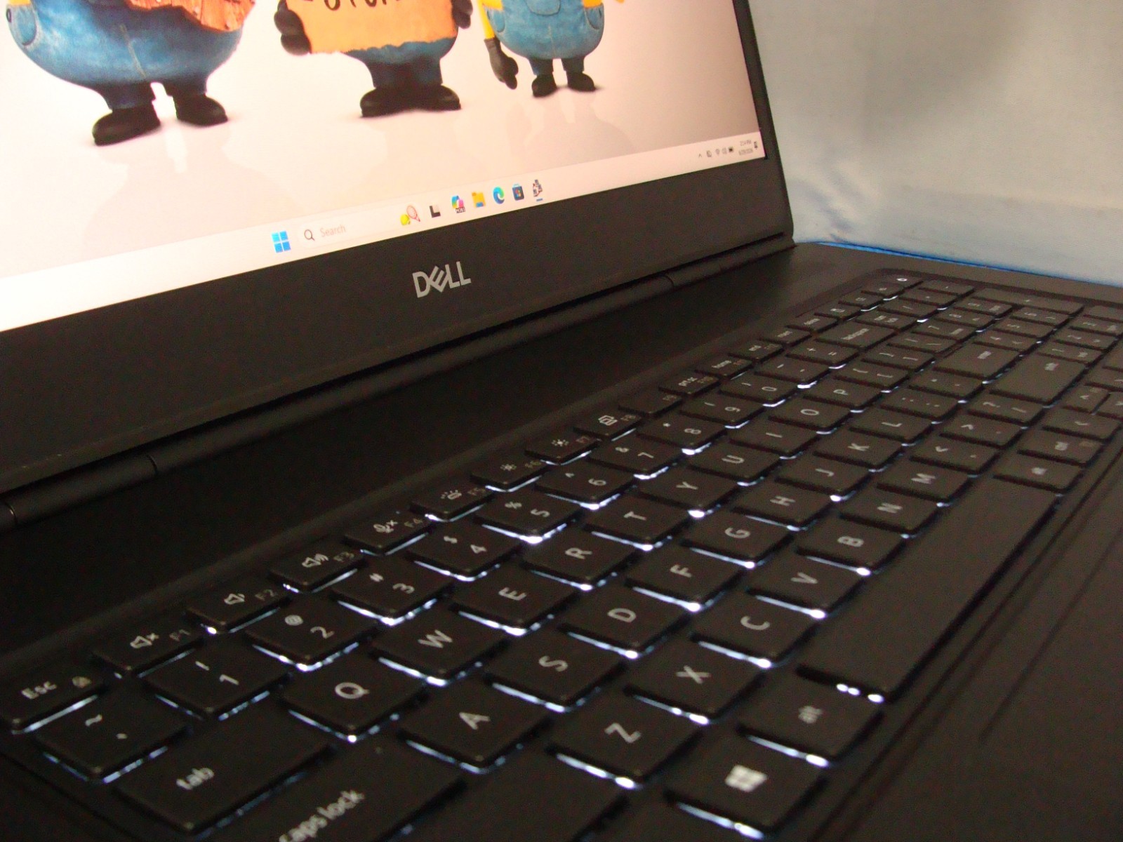 Dell Precision 7760 17.3″ FHD i7-11850H max 4.8GHz 32GB 512GB RTX A3000 6GB +PA