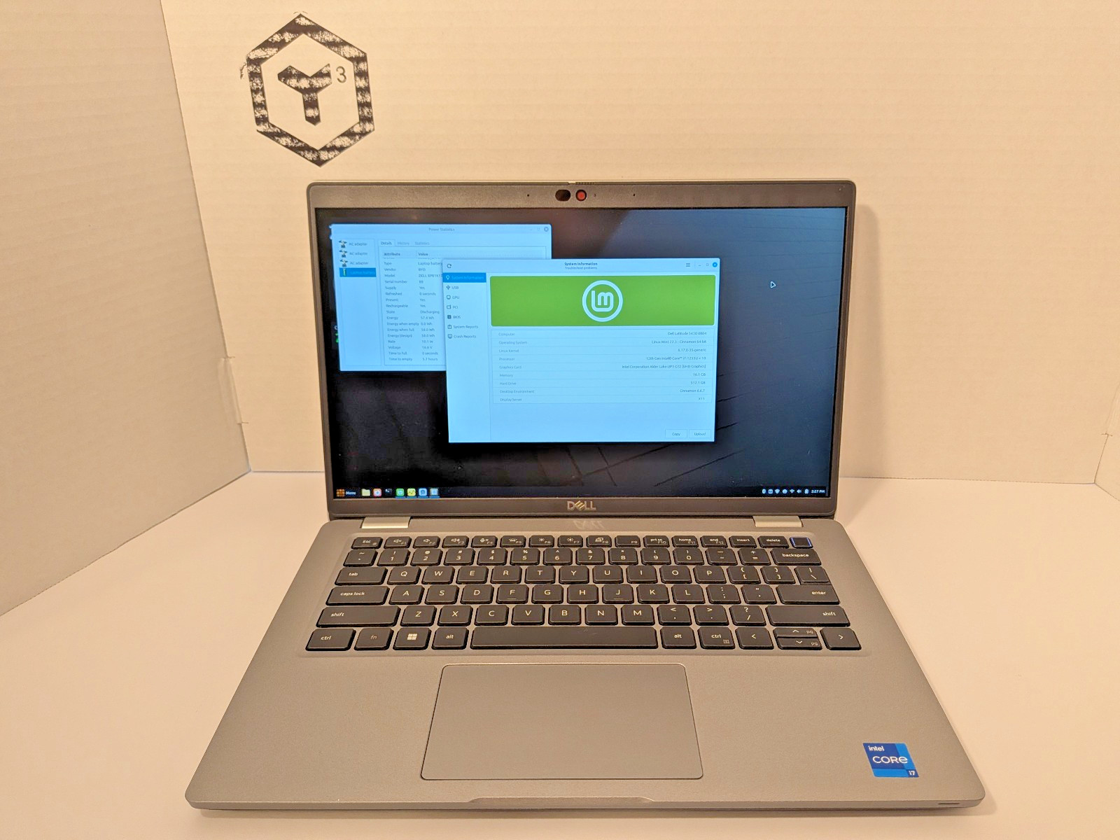 Dell Latitude 5430 | Linux Mint 22.3 | 12th Gen 10 Cor i7 | 16GB RAM | 512GB SSD